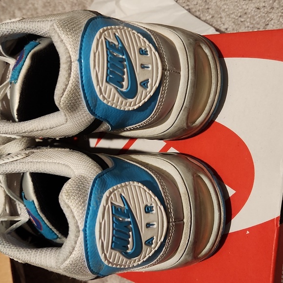 Nike Air Max - Picture 2 of 4